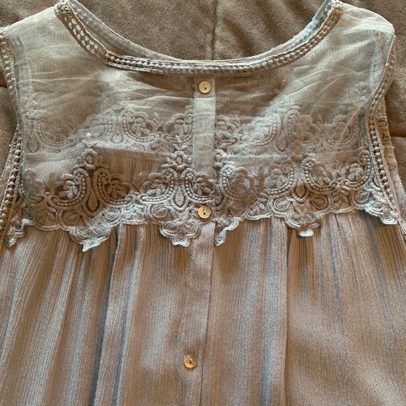 Doe & Rae blouse - Picture 2 of 4